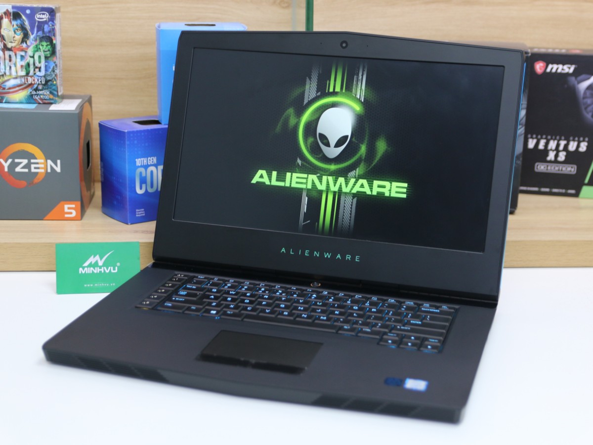 Alienware 15R4 i7 8750H gtx1080 maxQ Alienware m15 Review
